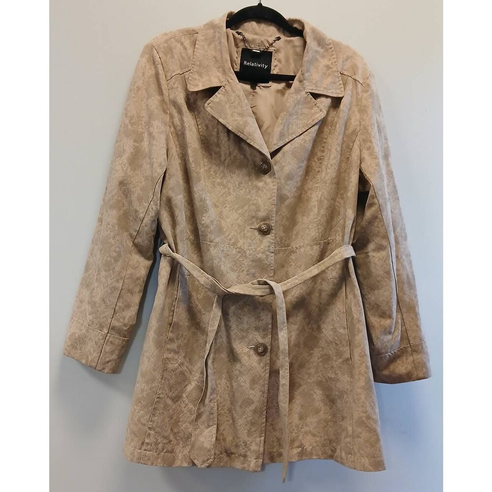 Relativity women xl lightweight jacket tan snake print spring summer year round